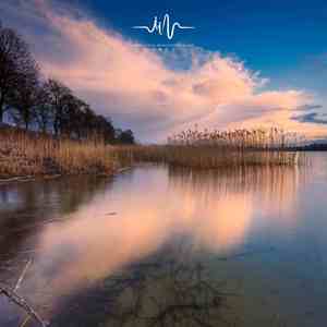 晴朗的雨天 (吉他+水声)