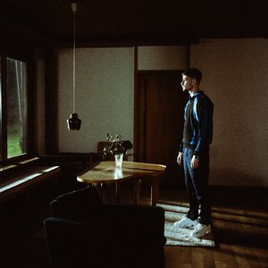 Brûle dans le silence