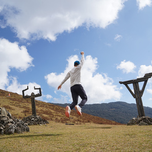 讨骂的 直到今天还是不愿对你说脏话