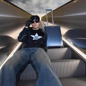 LONTOO (feat. Maximilian)