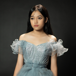 បែកគ្នាសិនទៅ