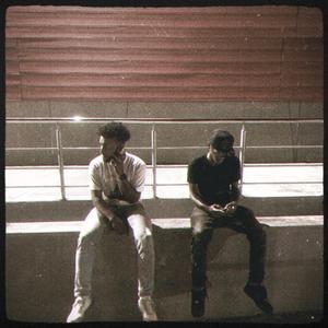 Hola (feat. YoungK66)