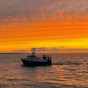 日落sunset Melodic Rap/R&B Emo Rap