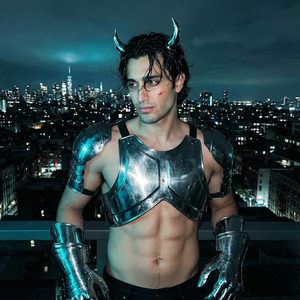 Слёзы в чёрном AMG