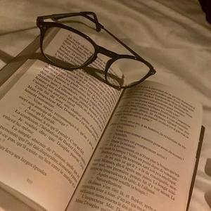 kacamata (feat. liwww)