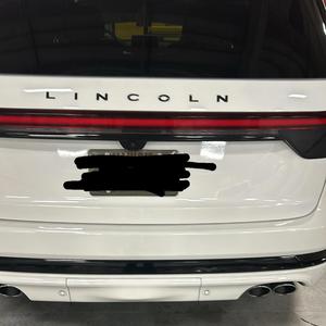 Jamaican (feat. Jayso)