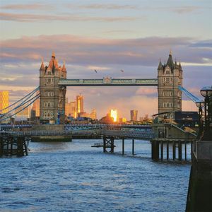 爱在夜空中 永恒飘荡