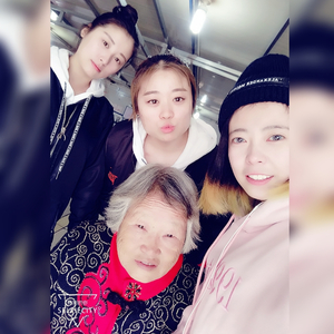 绿茶（翻自 灰灰）