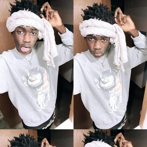 Surround Sound (feat. Chxrl3z88)