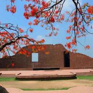 Shabdhane Thakio Nari