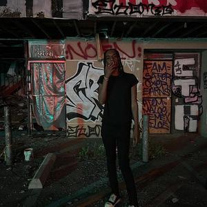 sit back (feat. slimggp)