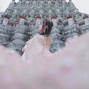 他mom她妈妈不给我机会女声版（她妈妈不给机会说女儿太娇贵）