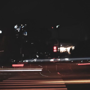 スーツアクター