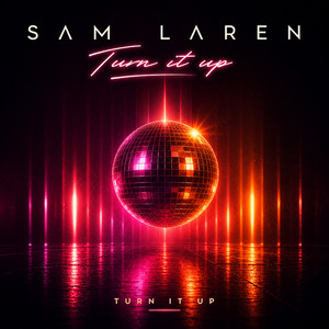 Turn it up (Radio Edit)