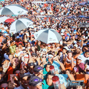 Garrafa Coca-colinha - Gela Pé Que Ela Brisa (Live)