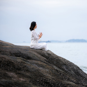 Serene Concentration Tones