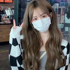 你轻轻的有过在风雨花丛中