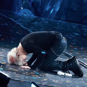 歌名：致薛之谦