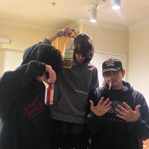 Wait Pause (feat. whata****ingbitch, shmaxwell & emoflytrap)