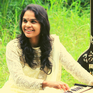 Shree Krishna Govinda Hare Murari, He Nath Narayan Vasudeva (Peaceful Divine Maha Mantra Jap of Lord Shri Krishna)