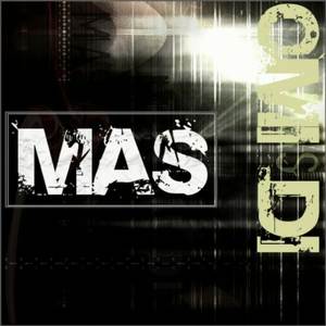 Más