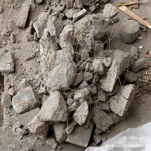 Tea Room Mezzanine (feat. Ace$l)