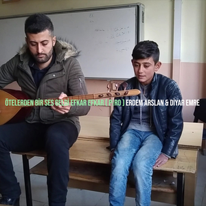 Ötelerden Bir Ses Geldi Efkar Efkar ( Pi̇ro )