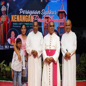 ENGKAULAH PENOLONGKU