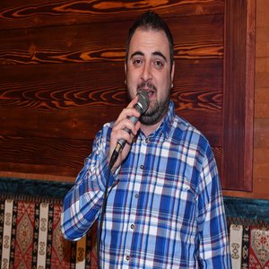 მიყვარხარ