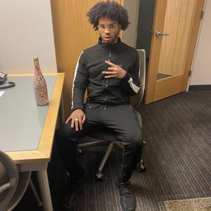 Viral (feat. DJ RiskTaker)