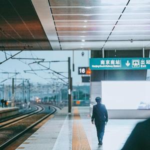 我的姑娘她在远方