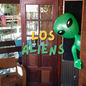 Los Aliens
