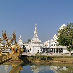 记得你为爱发誓涨红了脸