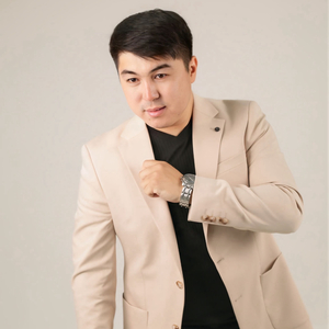 Сүйкімді ерке қыз