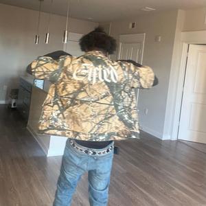 Dive In (feat. Lon3lystar)