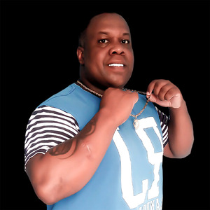 ELA DESCE ELA SOBE ELA VAI NO CHAO SORRINDO