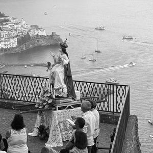 Amalfi (feat. santiago, Sly Toronto, Hadha & Bebecito)