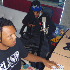 -< Don’tKnowShit >-