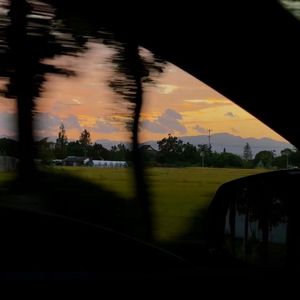 为什么爱过的人都装作没爱过