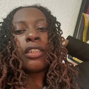 In Between (feat. Keylluminati)