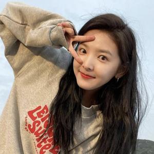 晚夜微雨问海棠