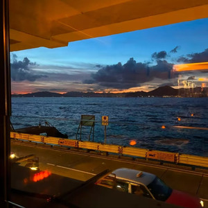 我们终究走散人海