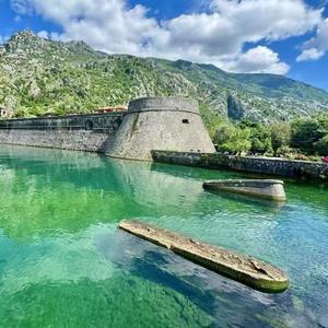 小桥流水(轻音乐)