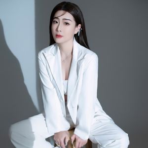 寂寞的夜孤独的酒