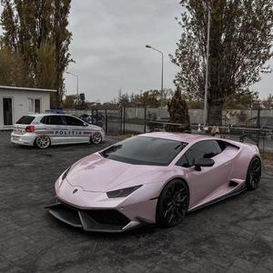 Talking and singing for natural night club