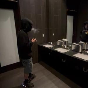 war (feat. NeloBandz & SosaSteve)