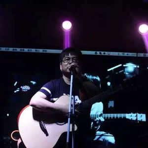 【流浪儿】词曲：阿涛 .wav 伴奏 伴奏