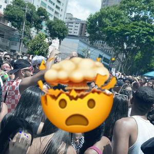 Ela Chega na Igrejinha