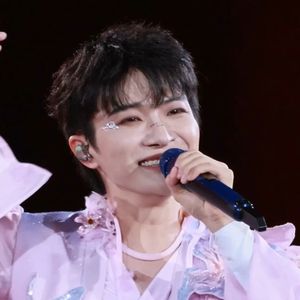 灯火里的中国（周深live）