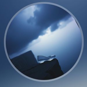 发烫的雨,结冰的泪。